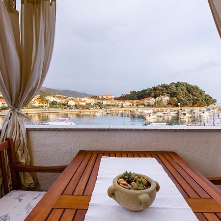 Apartmani Maris III Rab Town Bagian luar foto